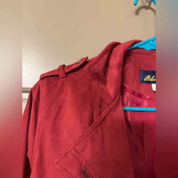 Red suede jacket - Picture 2 of 4